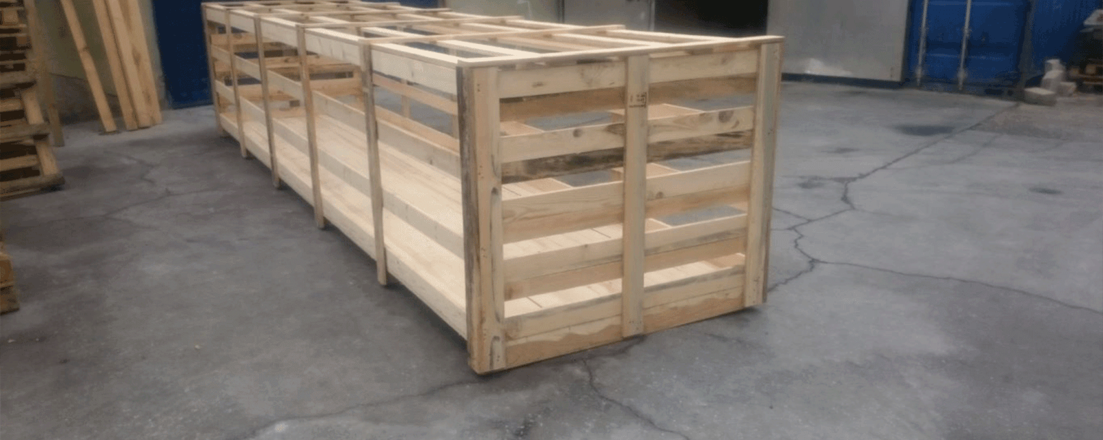 Ahşap Kafes Sandık